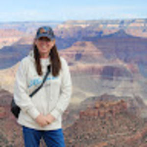 Meet your Posher, Andrea